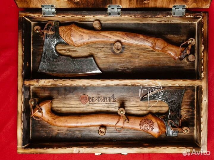 Топоры кованые княжие Арагар и Бородач