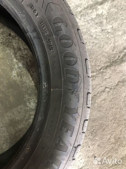 Goodyear Excellence 215/55 R17 98W