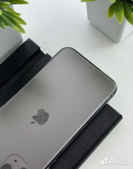 iPhone 11 Pro, 64 ГБ