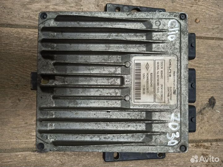 Блок управления двигателем Renault Clio 2 2000
