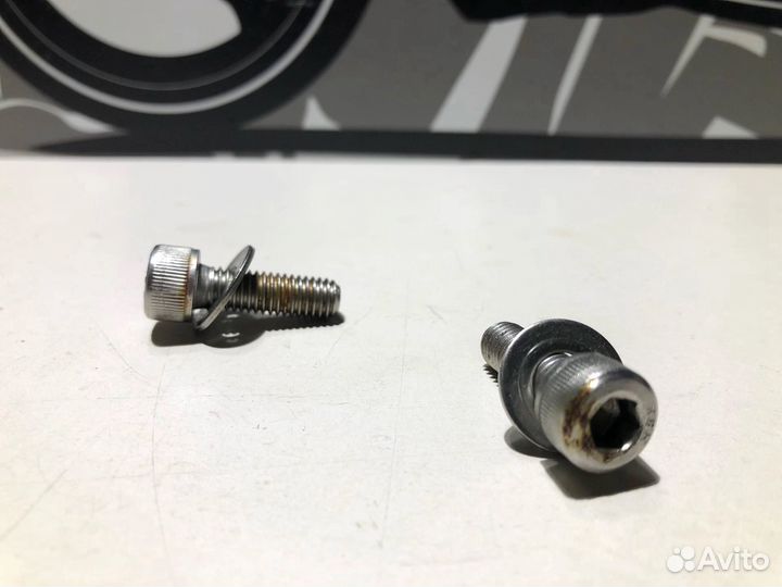 Болты Yamaha FZ 400 Fazer 1997г