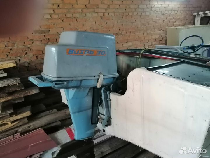 Моторная лодка прогресс4