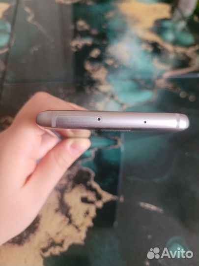 Samsung Galaxy S7 Edge, 4/32 ГБ