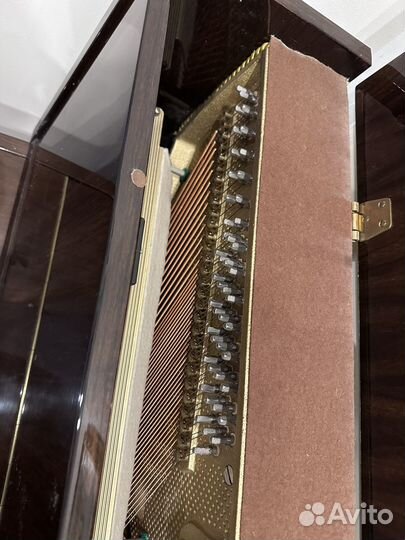 Пианино Petrof