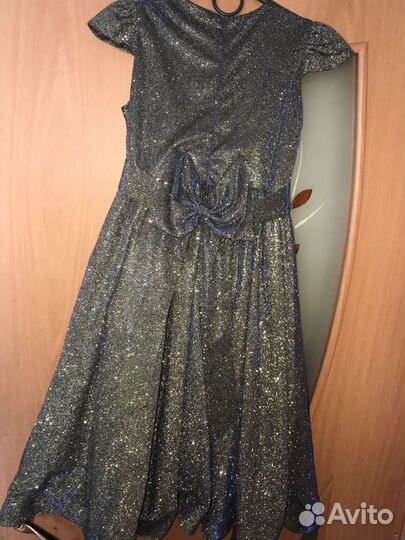 Платье вечернее