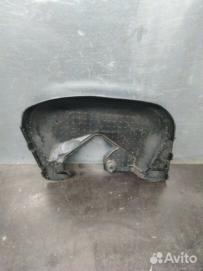 Кожух Volvo S40 седан 1.6 2004