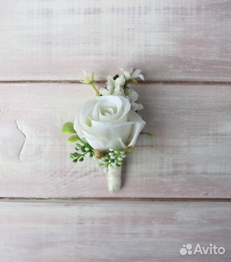 Бутоньерка для жениха/Свадебные аксессуары