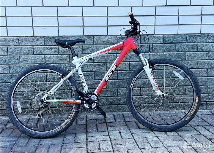 Горный велосипед GT Avalanche 3.0