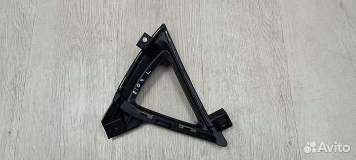 Оправа накладка птф туманки Kia RIO 4 Лев