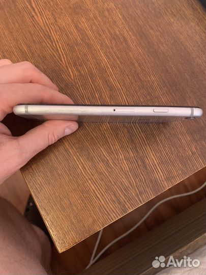 iPhone 6S, 32 ГБ