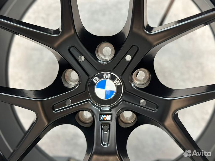 Диски литые 5/120 R18 для BMW новые