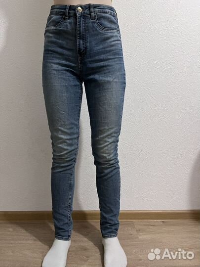Джинсы скини