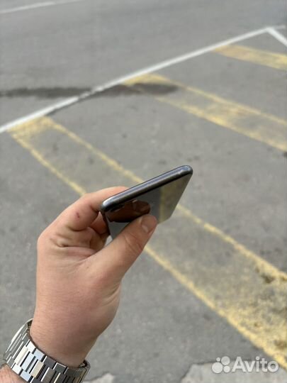 iPhone 8, 64 ГБ