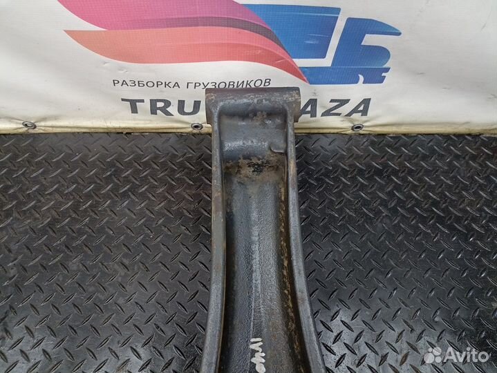 41214827 Кронштейн реактивной тяги