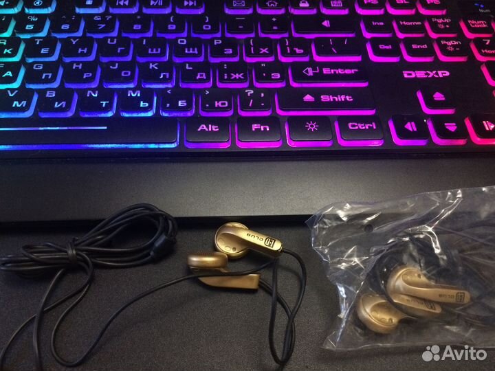 Простые наушники