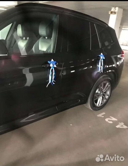 Свадебные украшения на машину