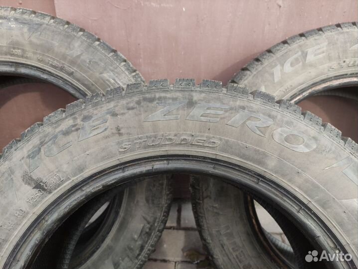 Pirelli Ice Zero 185/65 R15