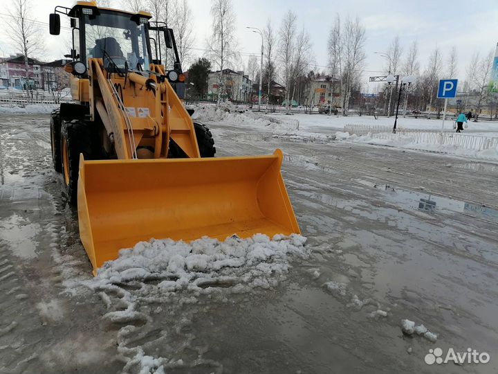 Фронтальный погрузчик