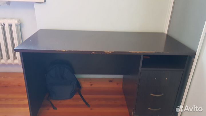 Письменный стол