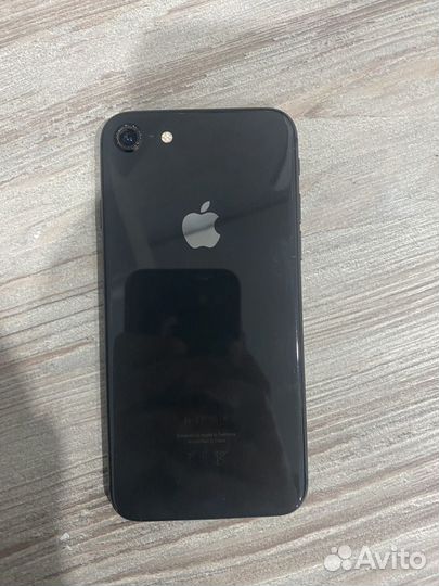 iPhone 8, 64 ГБ