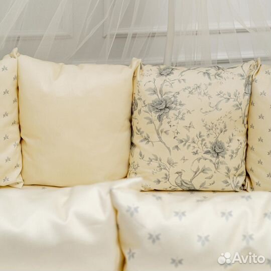 Комплект в кроватку 