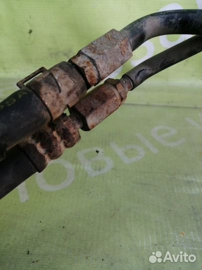 Трубка гур Mazda 323 BG хетчбек 1.6 B6 1993