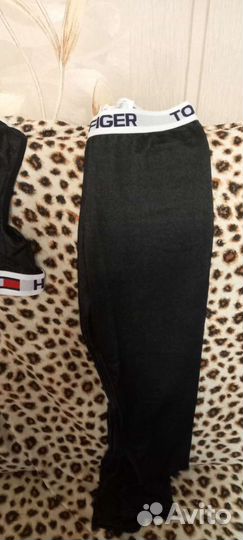 Спортивный костюм