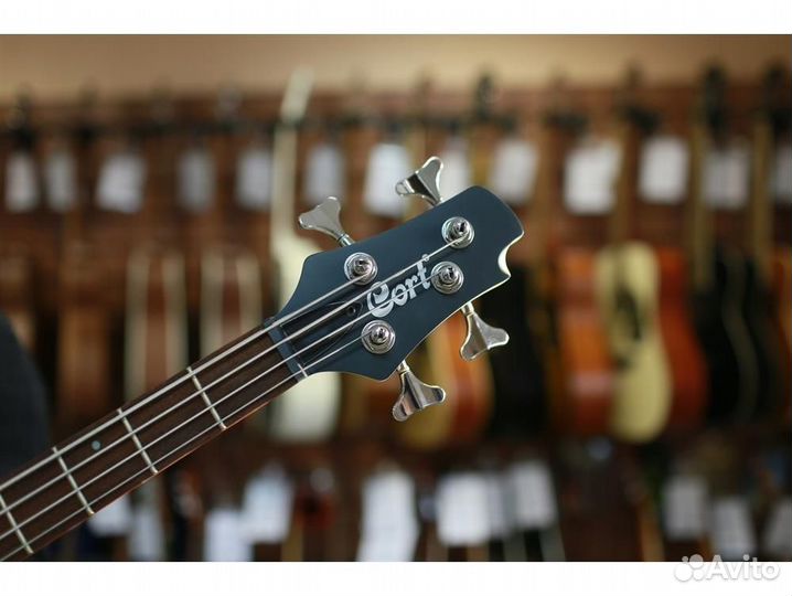 Cort Action-Bass-Plus-BK черная бас гитара