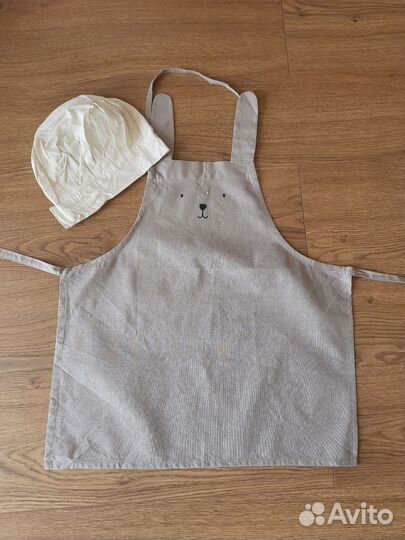 Фартук и колпак нм бу 2 комплекта детские