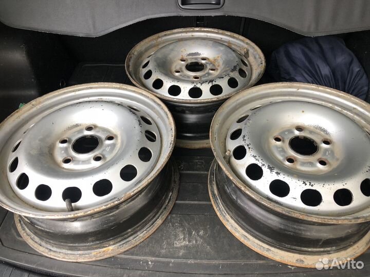 Диски Volkswagen железные, 3 штуки