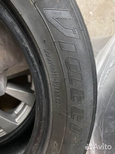 Viatti Strada Asimmetrico 205/55 R16