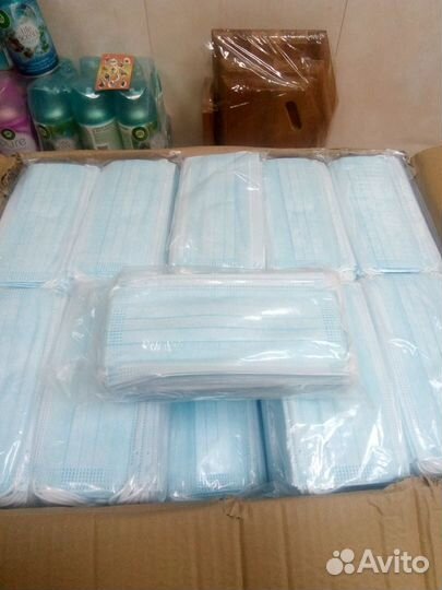 Маски медицинские одноразовые трехслойные