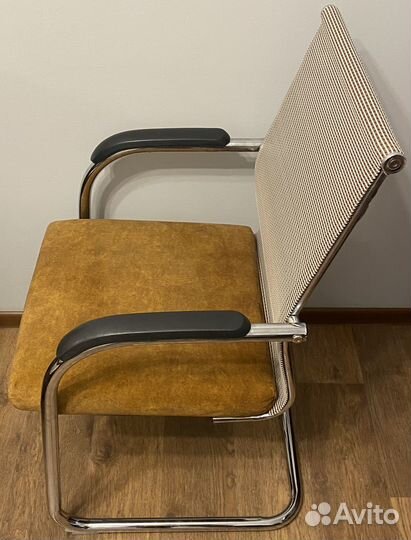 Стул офисный