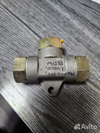 Клапан двухмагистральный wabco 434280290