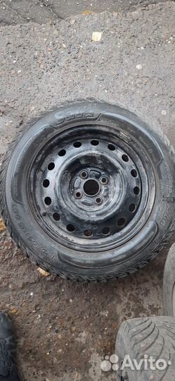 Sava Eskimo Stud 185/65 R15 82