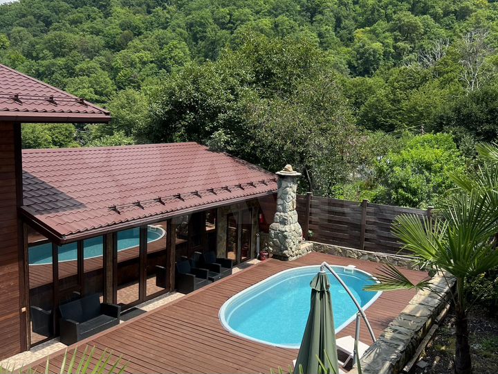 Дом 160 м² на участке 3 сот.