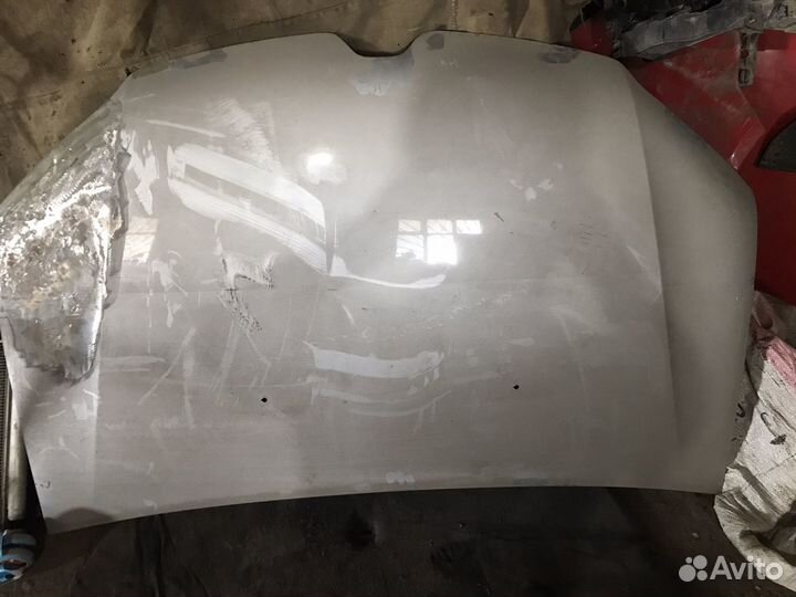 Капот. passat renault logan 2