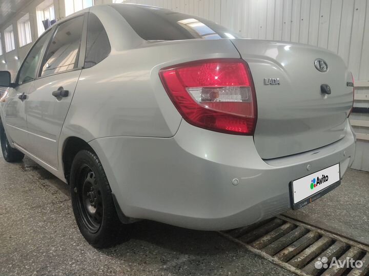 LADA Granta 1.6 МТ, 2017, 104 600 км