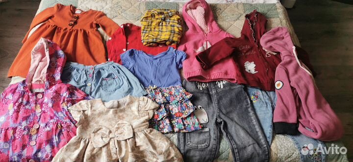 Большой пакет фирменных вещей для девочки 98