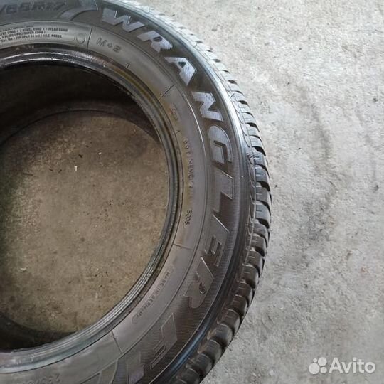 Goodyear Wrangler F1 235/65 R17