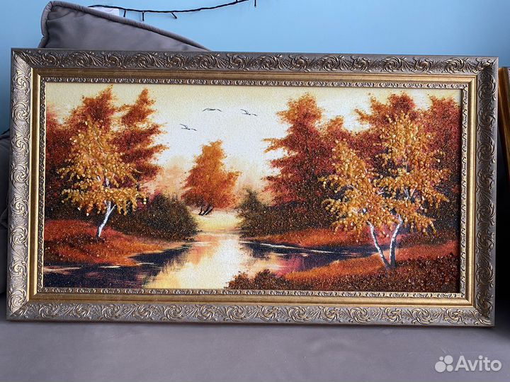 Картина из янтаря