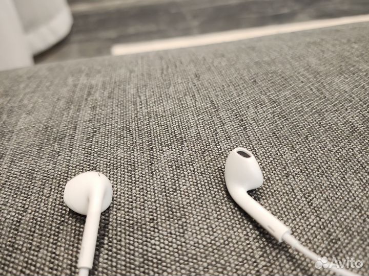 Наушники earpods lightning