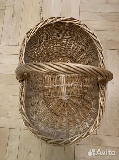 Корзина плетеная новая