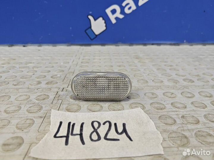 Повторитель поворота Renault Duster