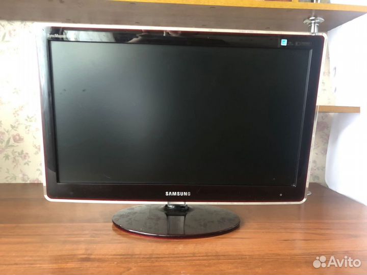 Монитор Samsung