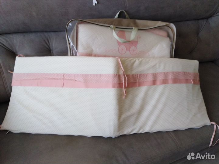 Комплект в детскую кроватку