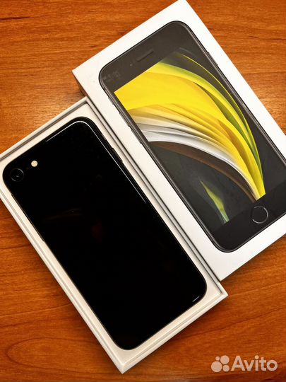 iPhone SE (2020), 64 ГБ