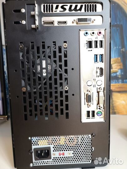 Игровой компактный mini ITX