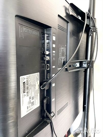 Телевизор Samsung 4k UHD