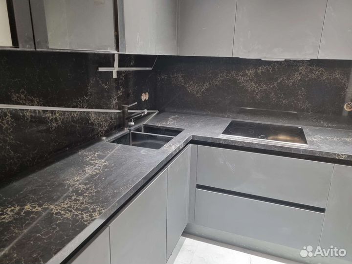 Специалист по работе с искусст.и натуральн камнем